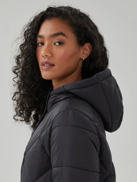 Diamond Quilted Long Puffer Jacket - Picture 4 of 7